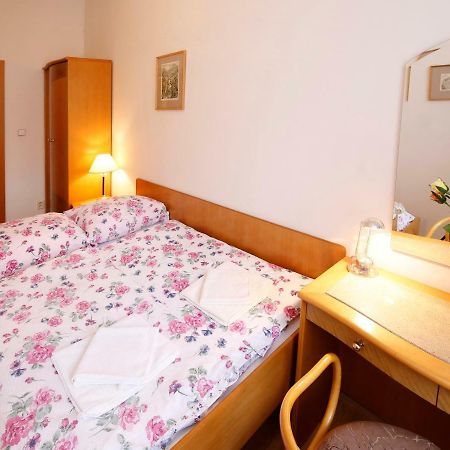Apartman Moravska Karlovy Vary Exterior photo