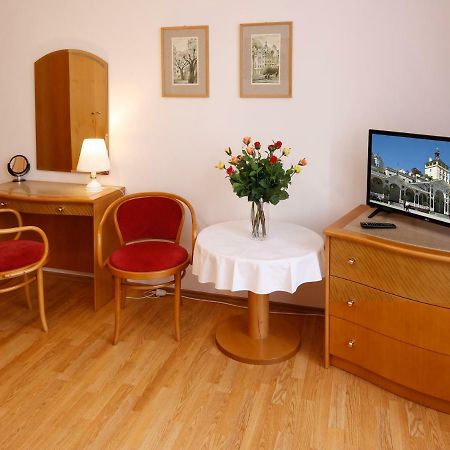 Apartman Moravska Karlovy Vary Exterior photo